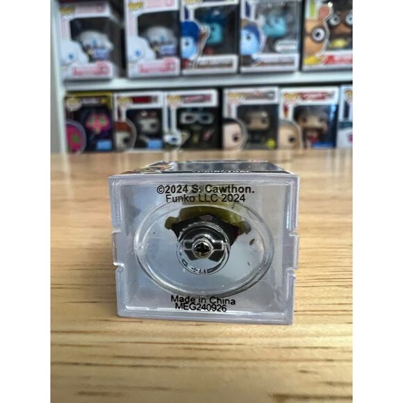 HYPER RARE CHASE BITTY Springtrap Five Nights Freddy's Funko Pop 110 5NAF Horror - Picture 6 of 6